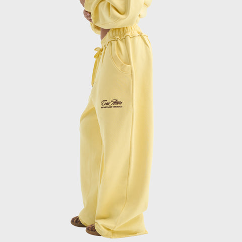 CORE 2.0 - Baggy Sweats - Butter Yellow