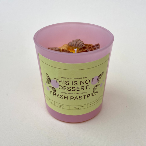 BROWNTOAST Dopamine Decor Candle — handcrafted gourmand and seasonal candles made with natural palm wax and cotton wick. Available in multiple scents and sizes.