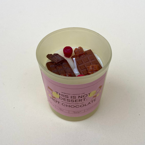 BROWNTOAST Dopamine Decor Candle — handcrafted gourmand and seasonal candles made with natural palm wax and cotton wick. Available in multiple scents and sizes.