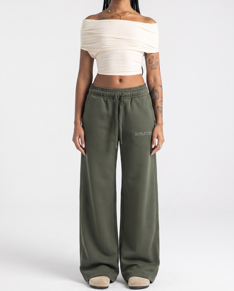 CORE 1.0 - Lightweight Flared Sweats - Olive Green