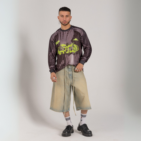 Horoob / escapism long sleeve Jersey from Cairo (Un)Censored – unisex oversized fit with embroidered details green, grey and black design by BTX x Malak Ghoneim