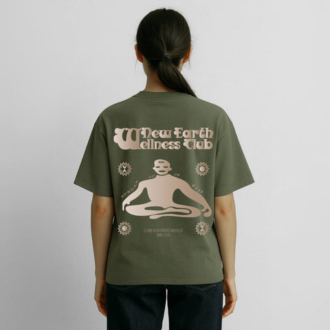 Boxy fit olive t-shirt with beige gradient print on the front and back.